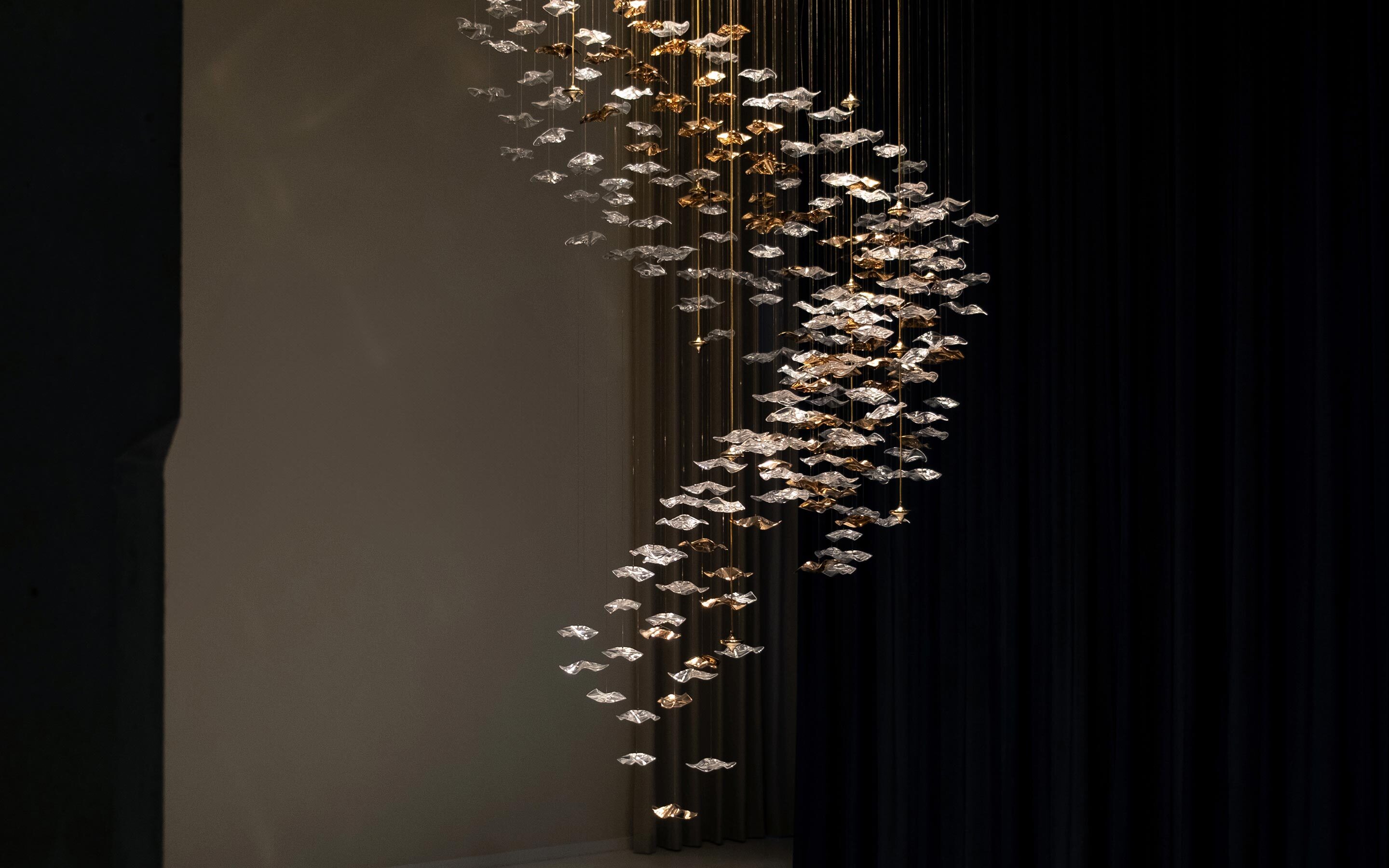 Sand-&-Sea-Cascading-Wave-285-Haberdashery-01-downlight-1490-slideshow